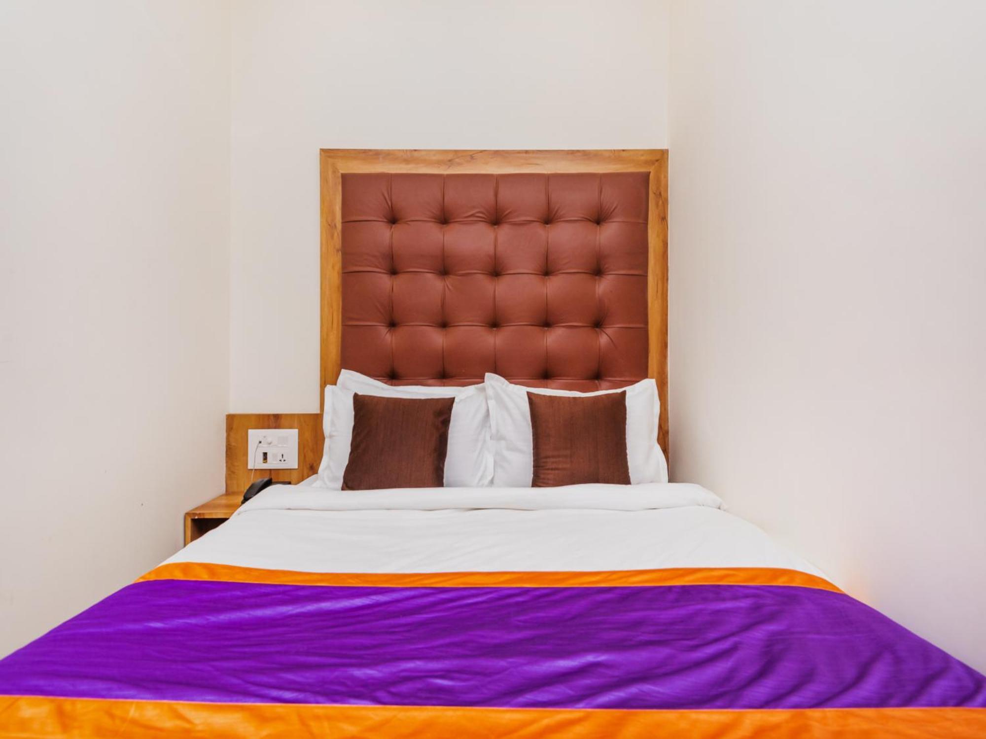 Hotel Era מומביי מראה חיצוני תמונה
