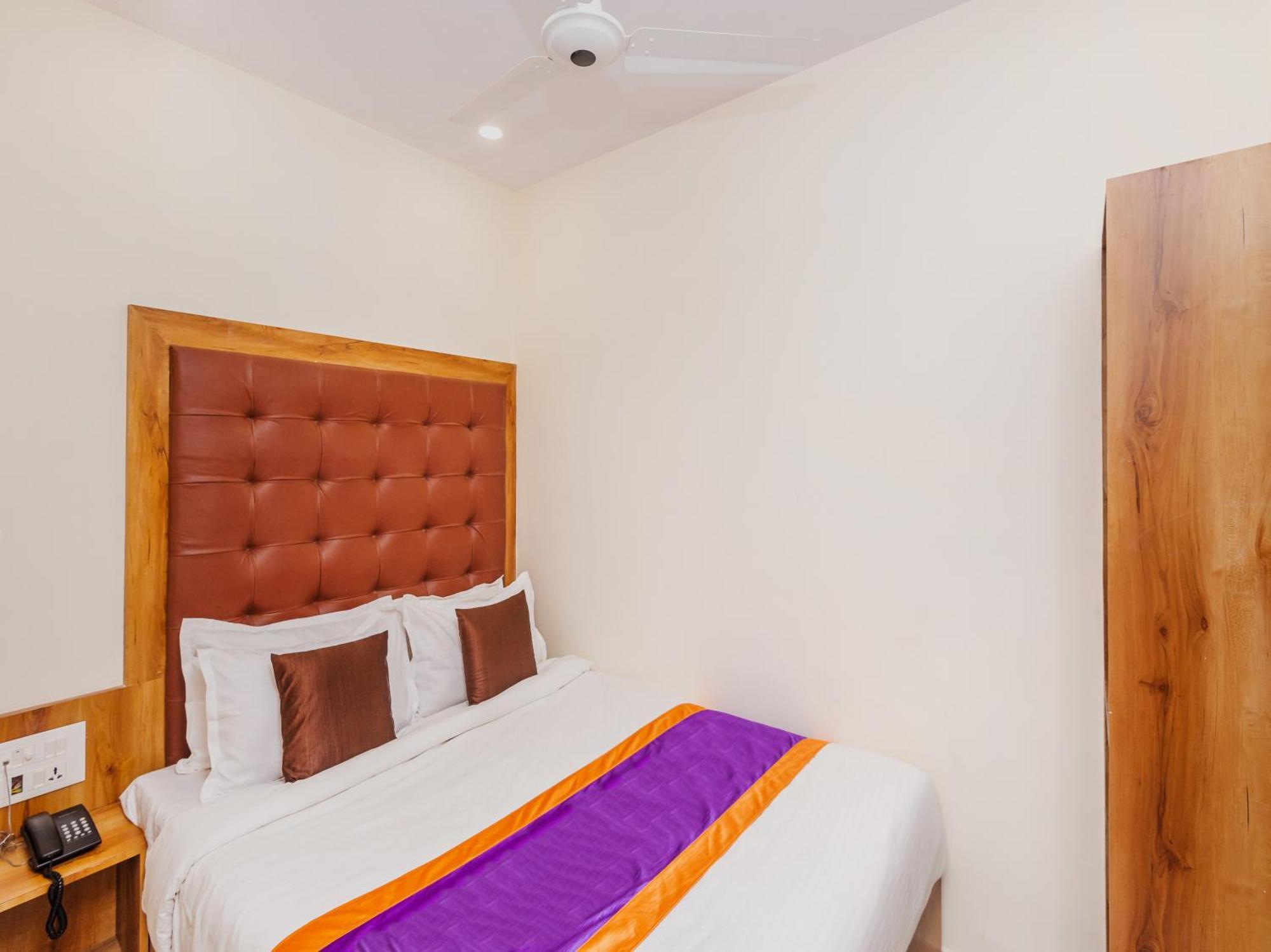 Hotel Era מומביי מראה חיצוני תמונה