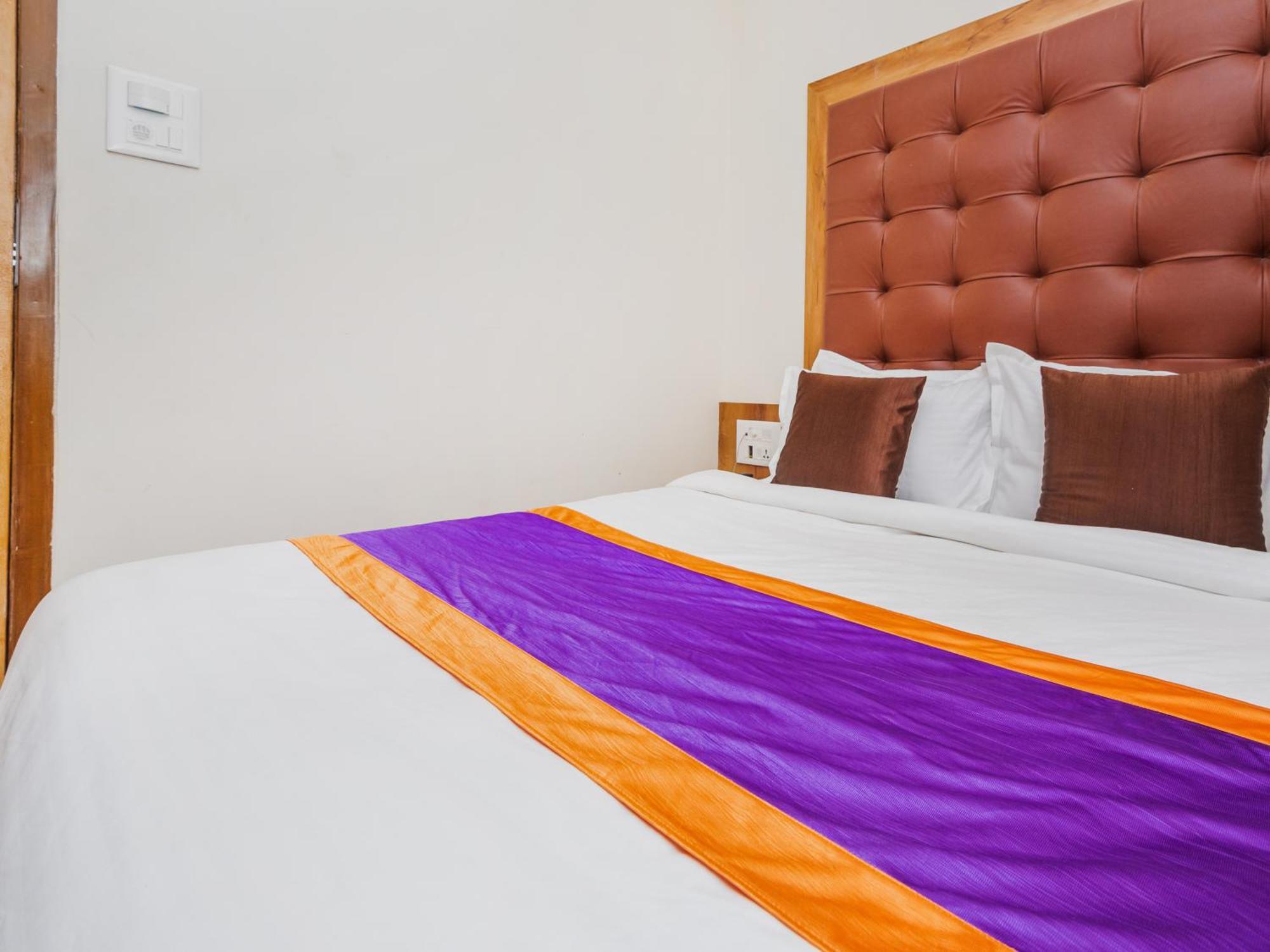 Hotel Era מומביי מראה חיצוני תמונה