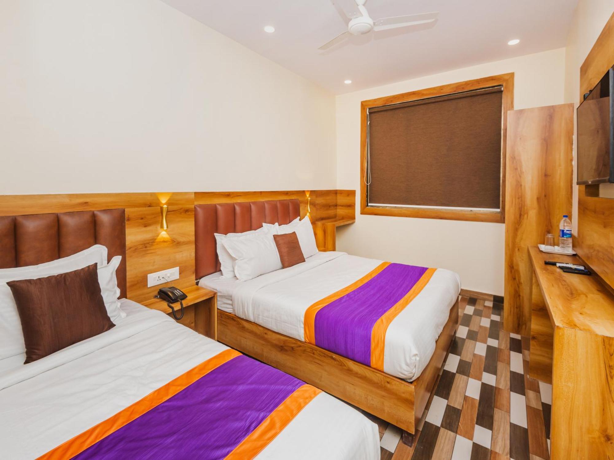 Hotel Era מומביי מראה חיצוני תמונה