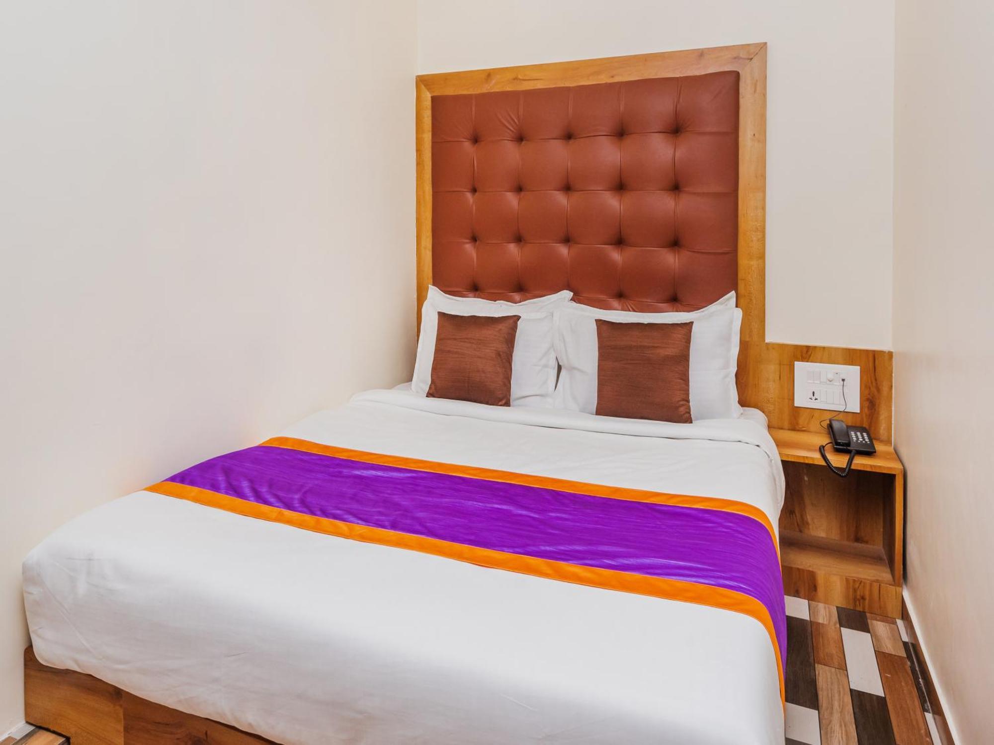 Hotel Era מומביי מראה חיצוני תמונה