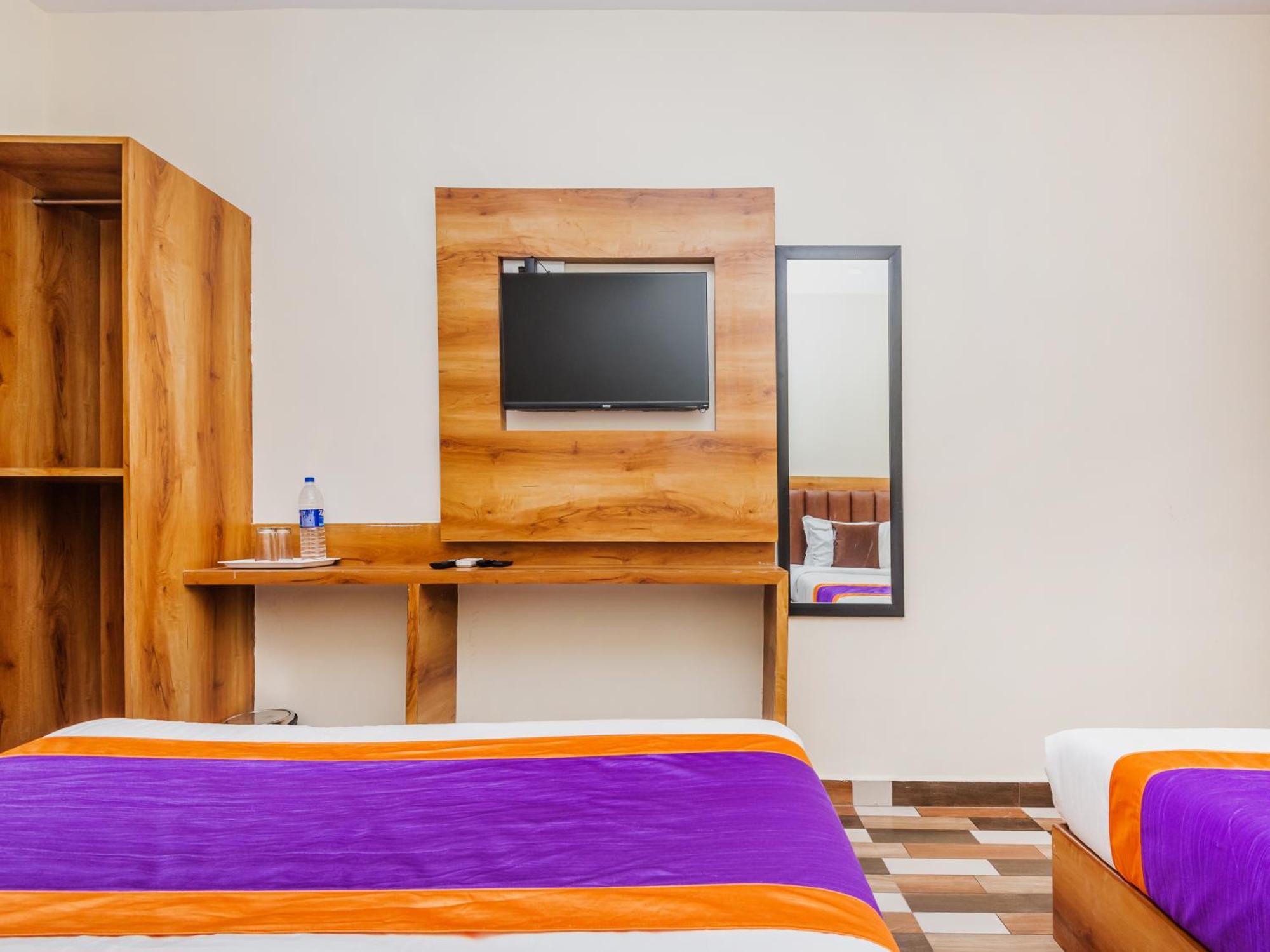 Hotel Era מומביי מראה חיצוני תמונה