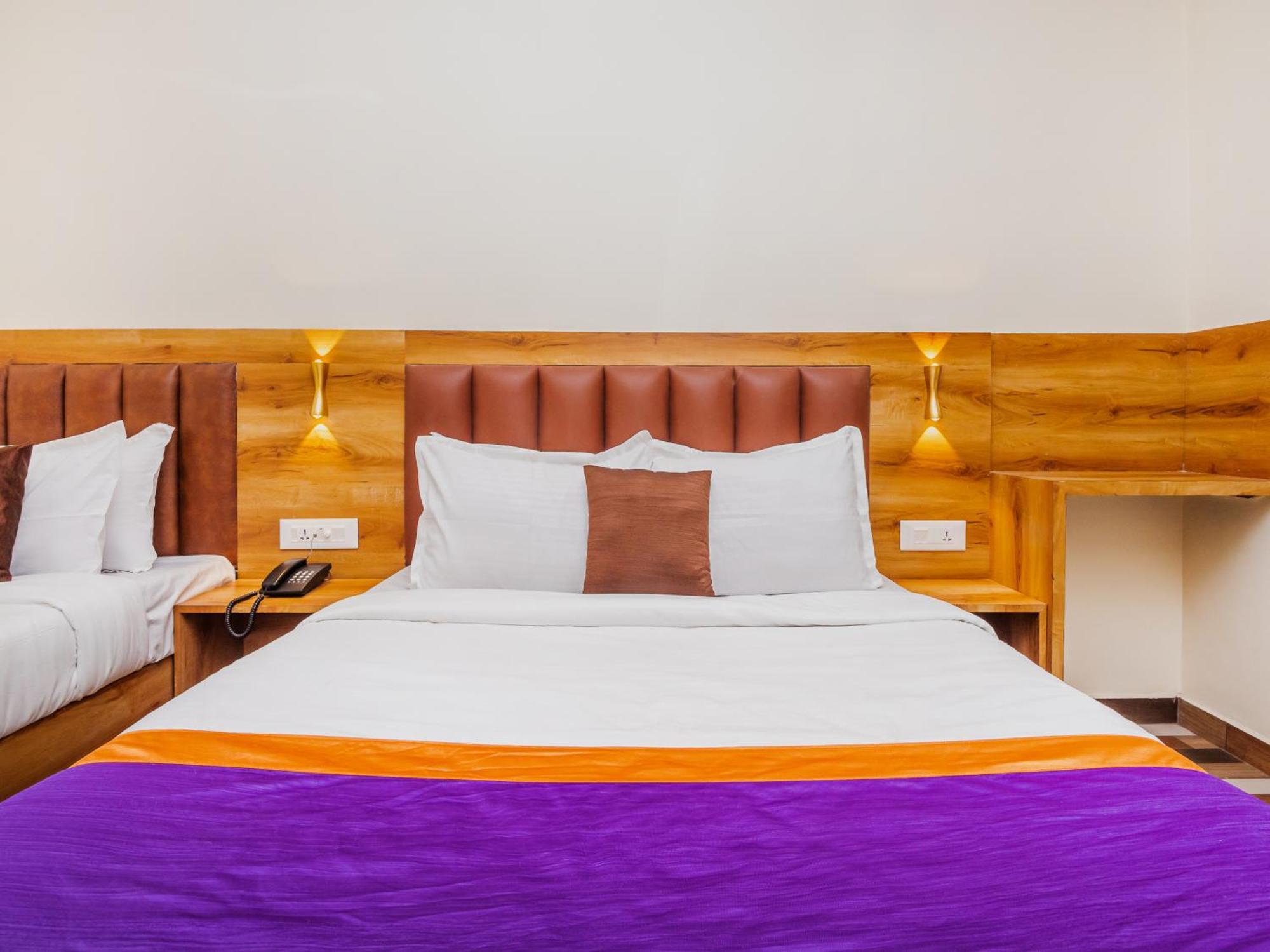 Hotel Era מומביי מראה חיצוני תמונה