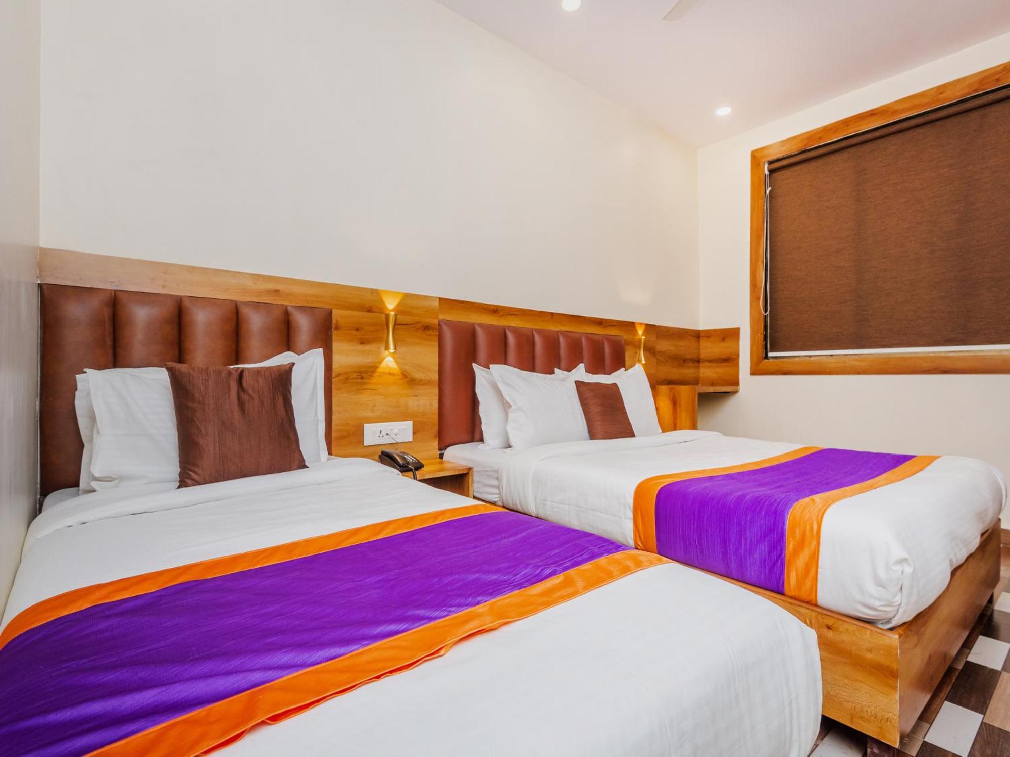 Hotel Era מומביי מראה חיצוני תמונה